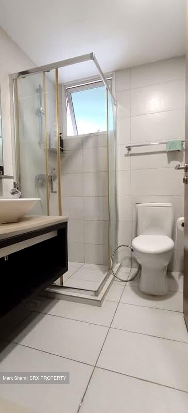 1 Canberra (D27), Condominium #593658881